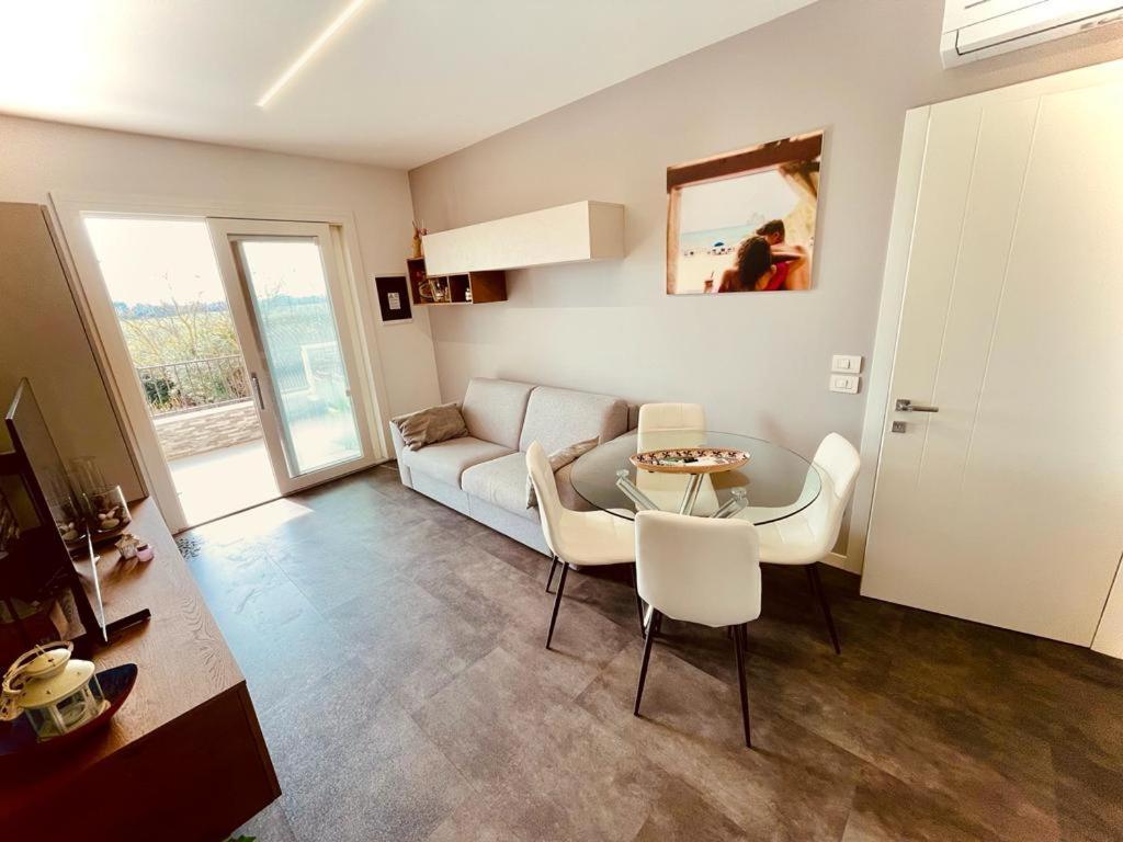 Villaggio A Mare Порто-Санта-Маргерита-ди-Каорле Экстерьер фото