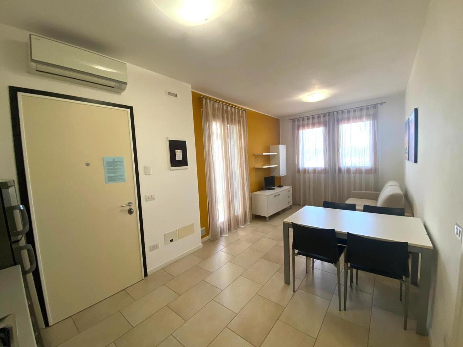 Villaggio A Mare Порто-Санта-Маргерита-ди-Каорле Экстерьер фото